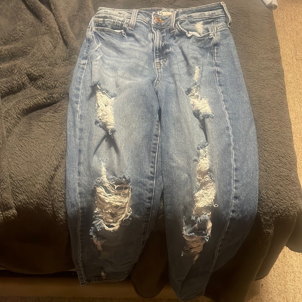 SO, Mom jeans